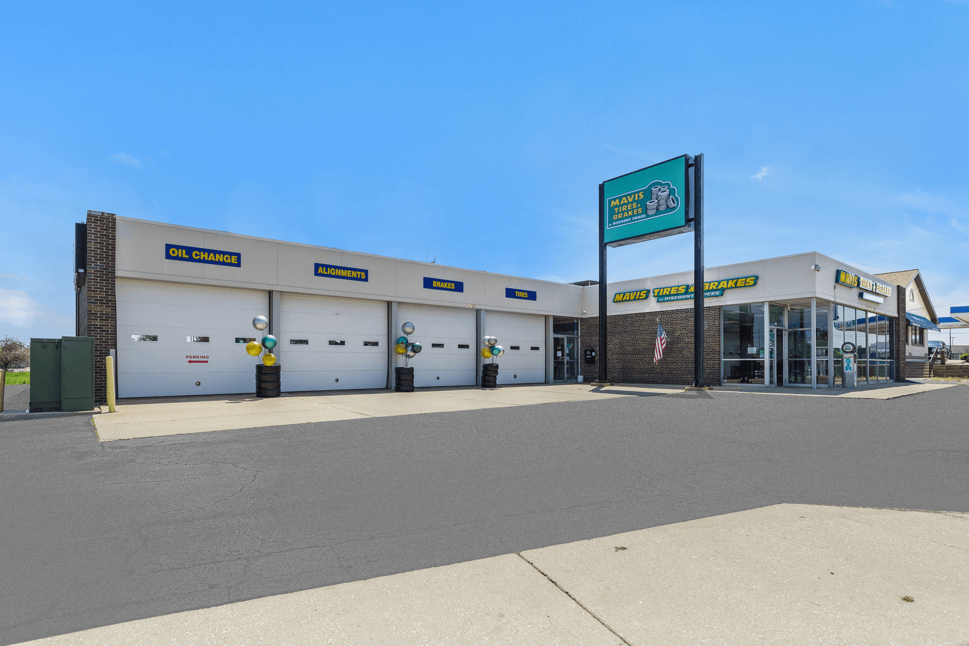 Store_1060 Tire Shop & Auto Repair in Dekalb, Illinois