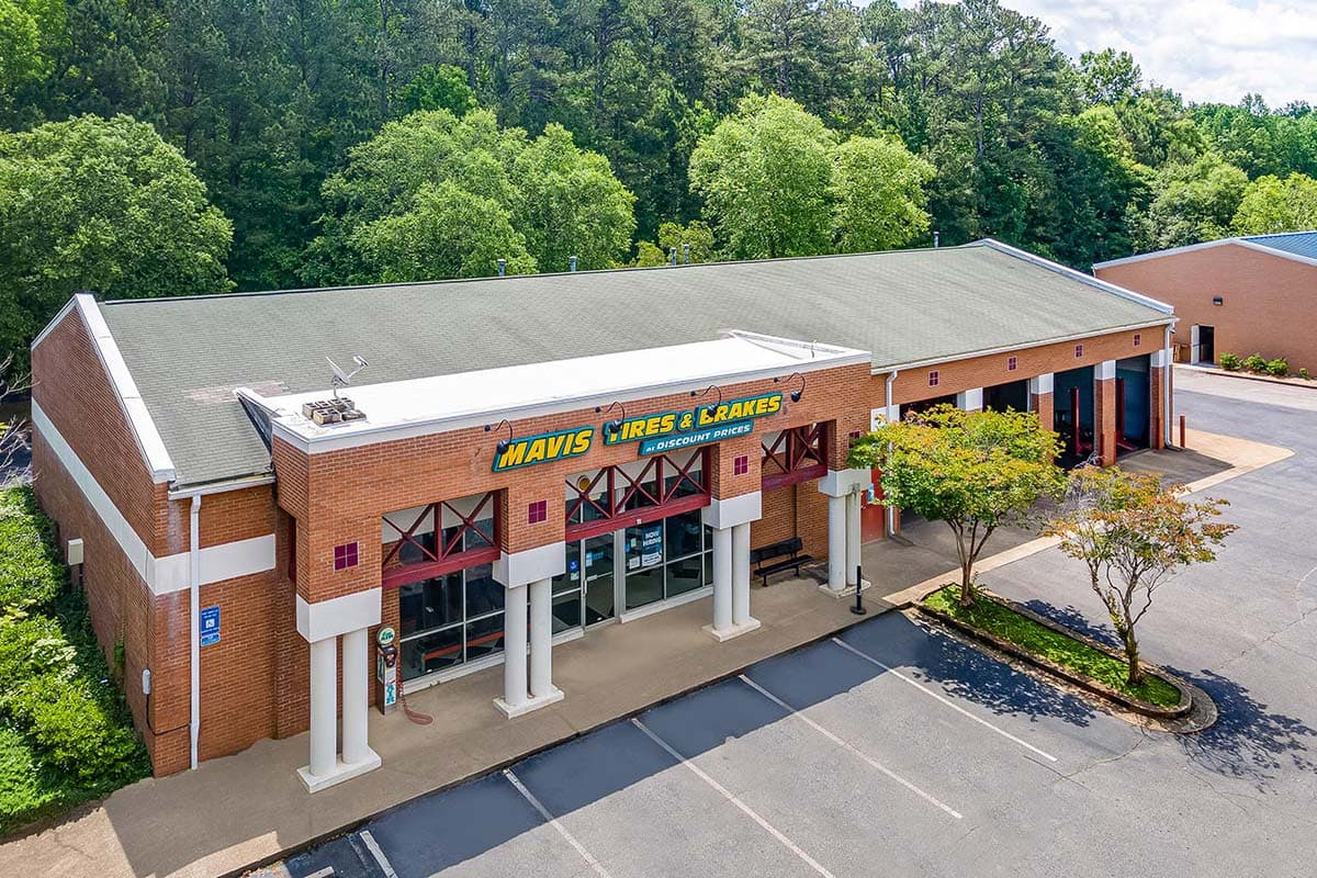 Store_609 Tire Shop & Auto Repair in Peachtree City (Crosstown), Georgia