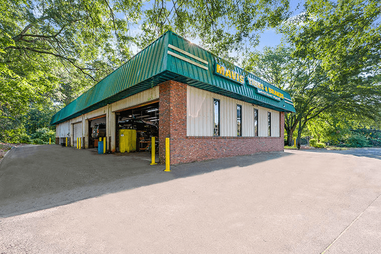 Store_818 Tire Shop & Auto Repair in Tallahassee (North Monroe), Florida