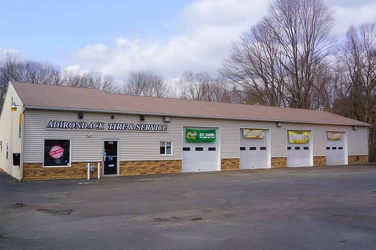 Adirondack CliftonPk NY 600x400